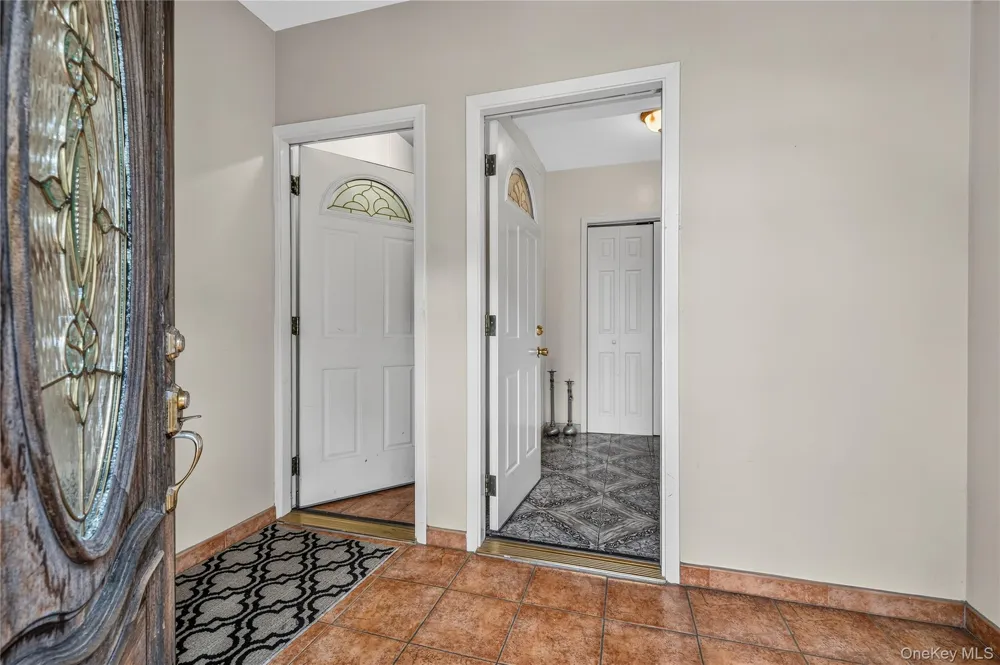 214 Avery Place Cedarhurst, NY 11516