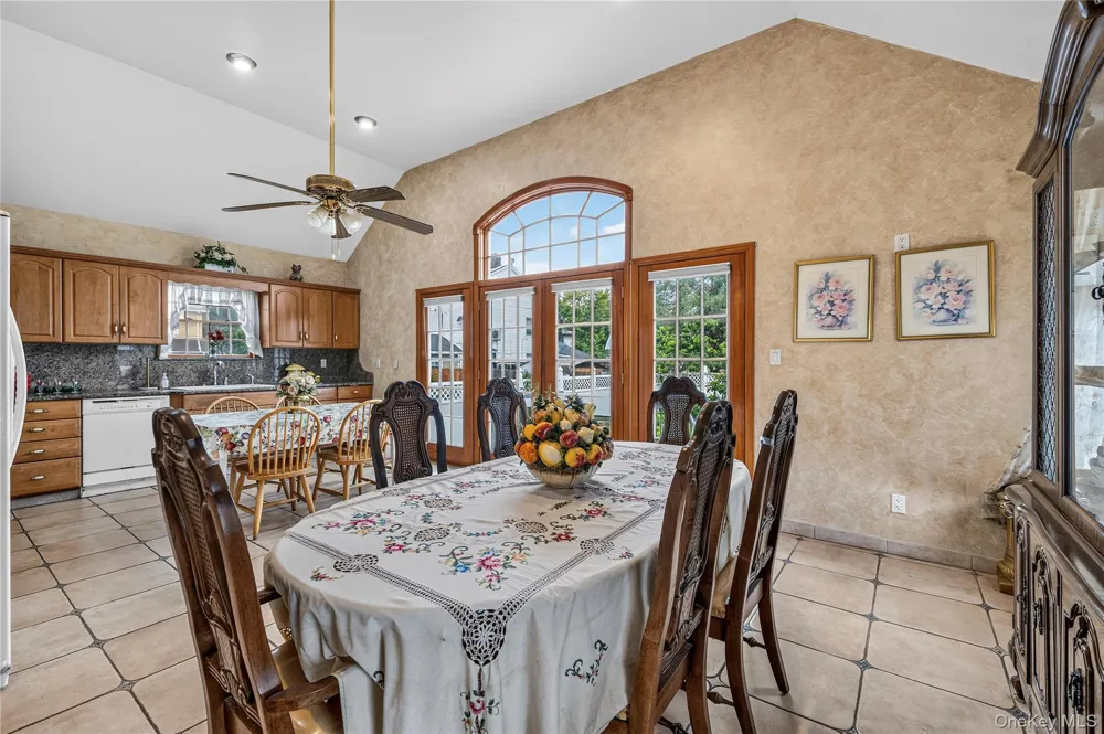 214 Avery Place Cedarhurst, NY 11516