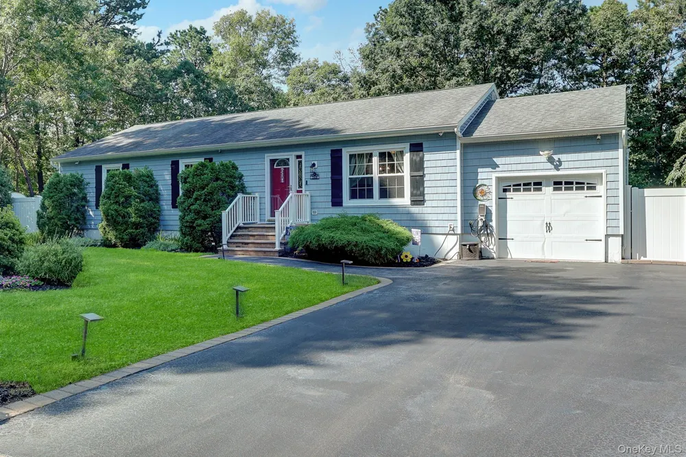 268 Chestnut Street Port Jefferson Station, NY 11776