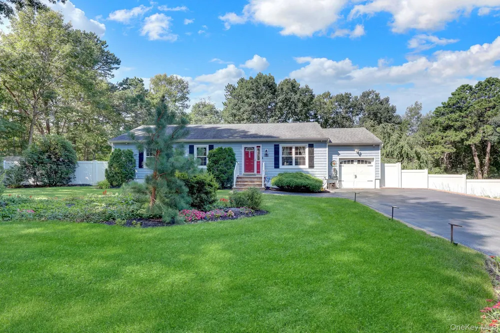 268 Chestnut Street Port Jefferson Station, NY 11776