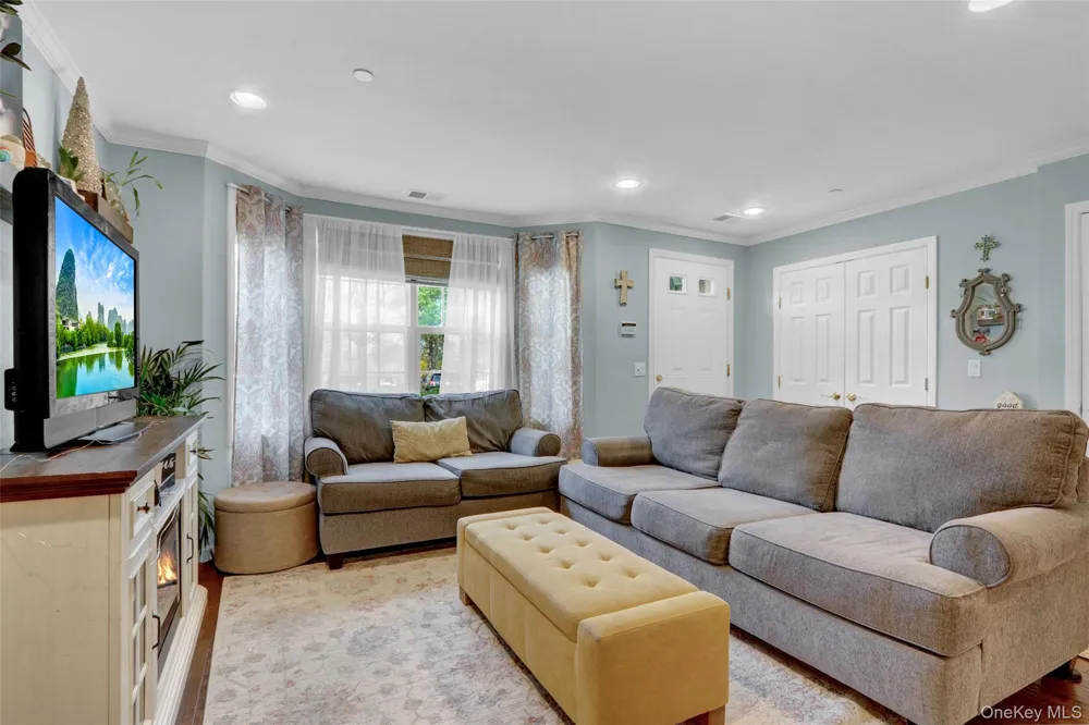 219 Medea Way Central Islip, NY 11722