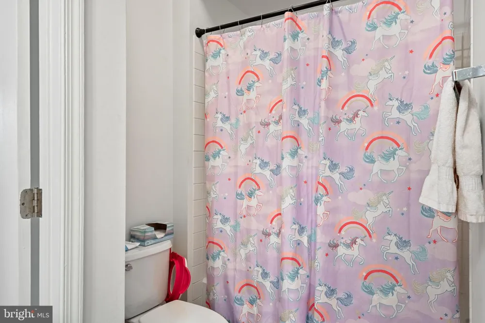 8202 CATBIRD CIRCLE #101 Lorton, VA 22079