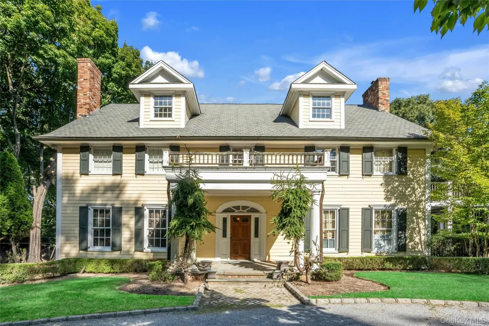140 Cove Neck Road Oyster Bay, NY 11771