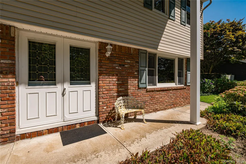 8 Salisbury Drive East Northport, NY 11731
