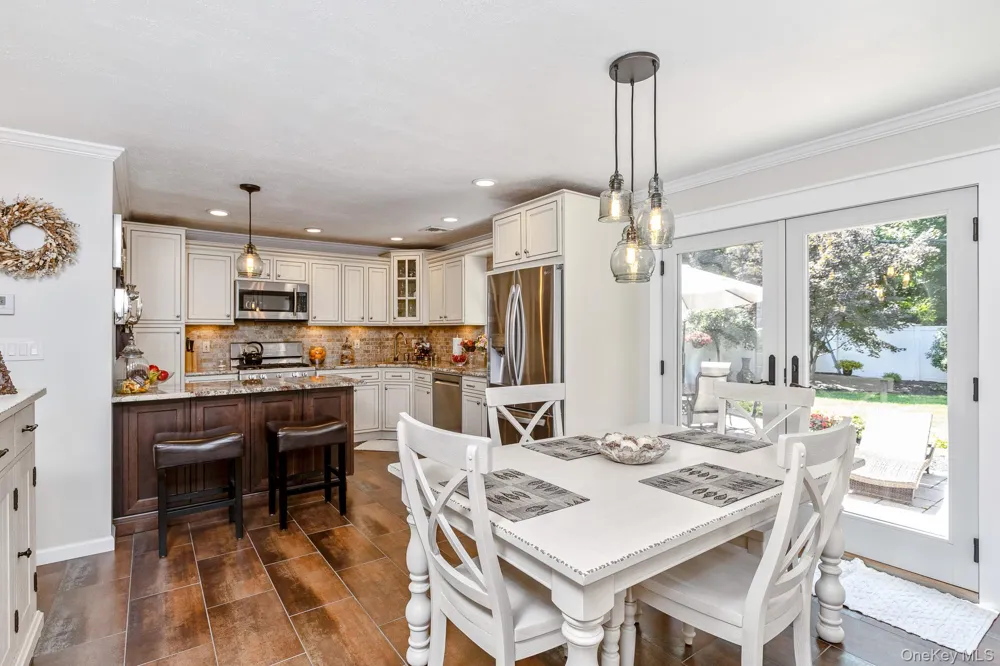 22 Sycamore Lane Commack, NY 11725