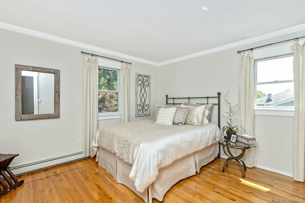 22 Sycamore Lane Commack, NY 11725