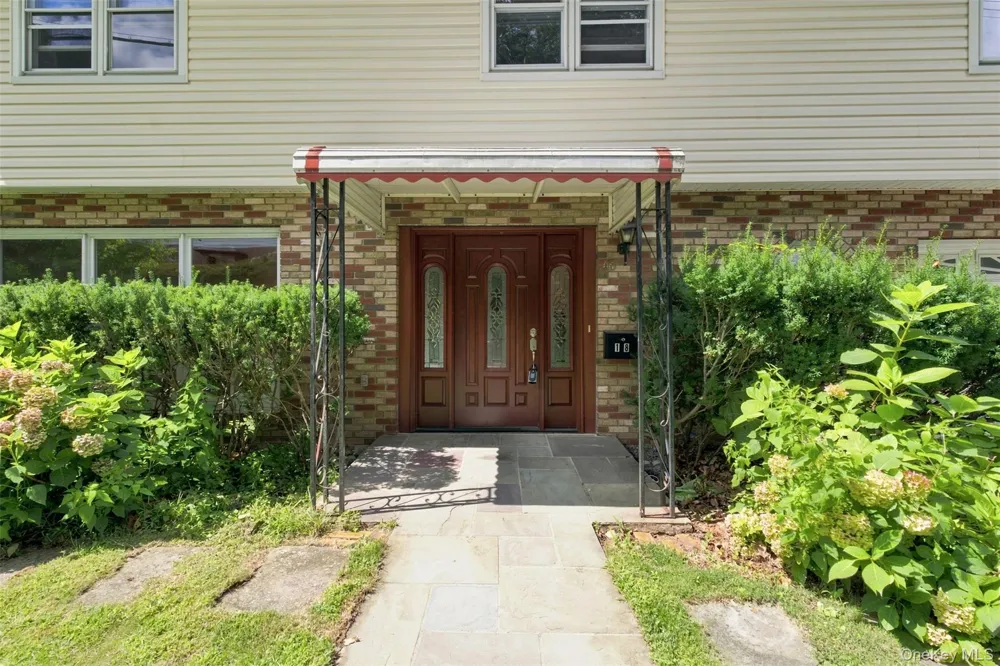 18 Bonaventure Avenue Ardsley, NY 10502