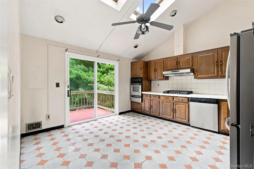 18 Bonaventure Avenue Ardsley, NY 10502