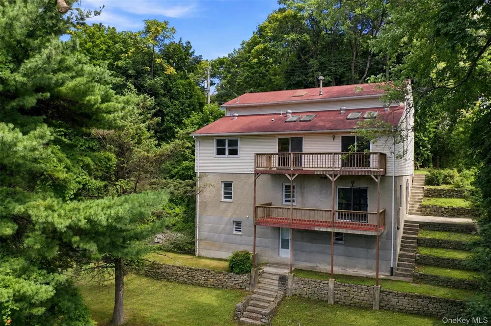 18 Bonaventure Avenue Ardsley, NY 10502