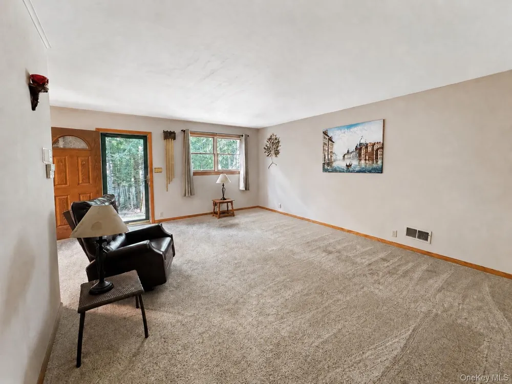 426 Potic Creek Road Coxsackie, NY 12051