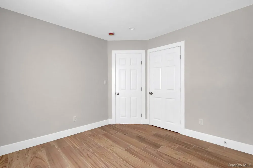 295 Bergen Avenue West Babylon, NY 11704