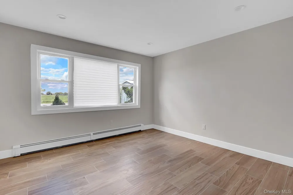 295 Bergen Avenue West Babylon, NY 11704