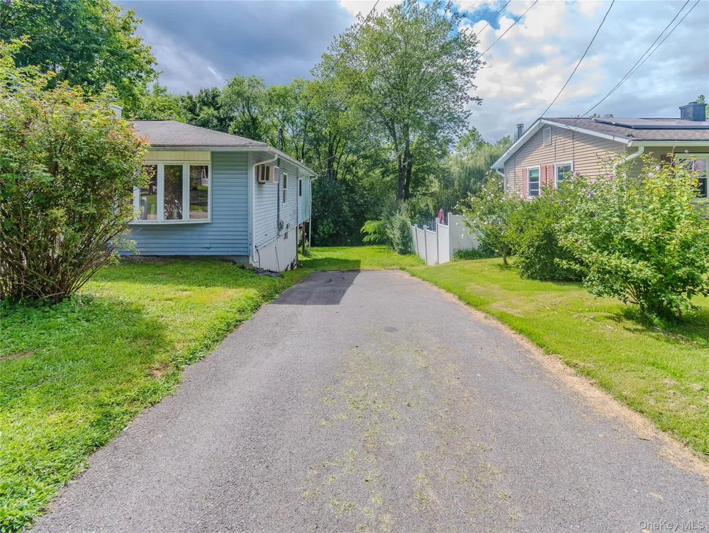 7 Fleetwood Drive Newburgh, NY 12550