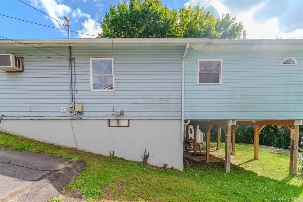 7 Fleetwood Drive Newburgh, NY 12550