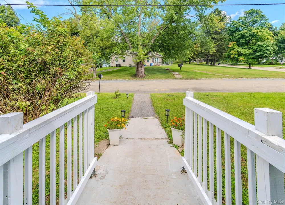 7 Fleetwood Drive Newburgh, NY 12550