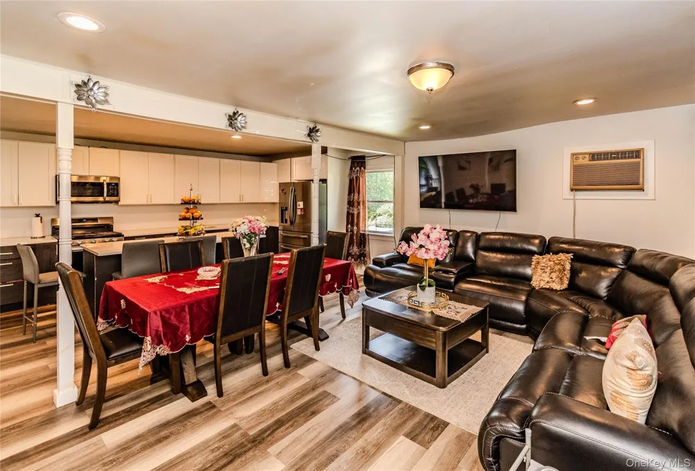 7 Fleetwood Drive Newburgh, NY 12550