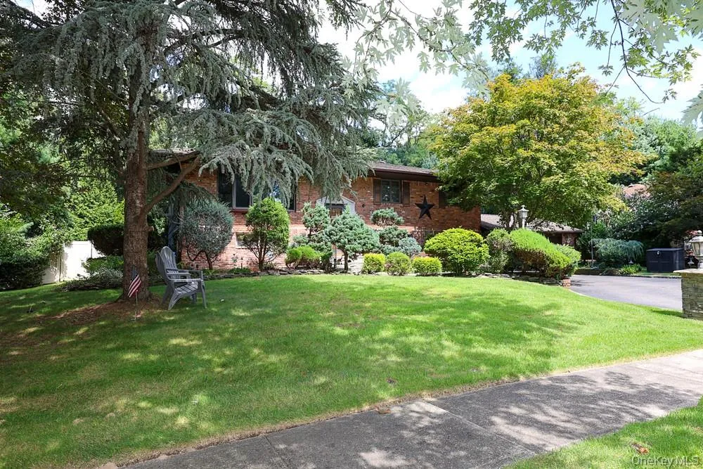 3 Mackay Drive Hauppauge, NY 11788