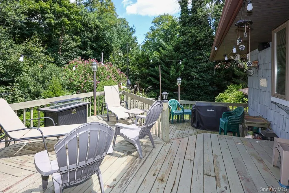 3 Mackay Drive Hauppauge, NY 11788