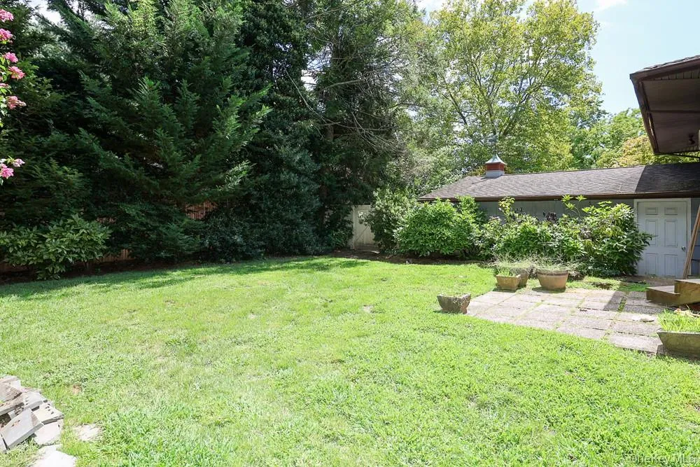 3 Mackay Drive Hauppauge, NY 11788