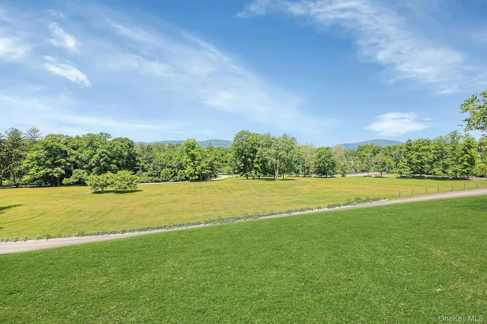 20 Nazareth Way Garrison, NY 10516