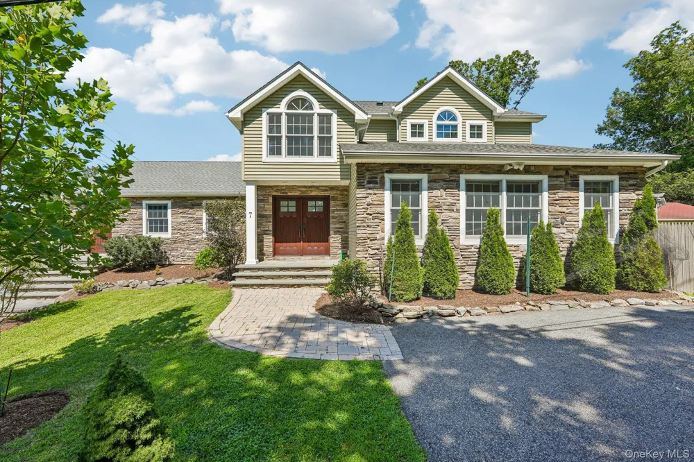 7 Ann Place Sloatsburg, NY 10974