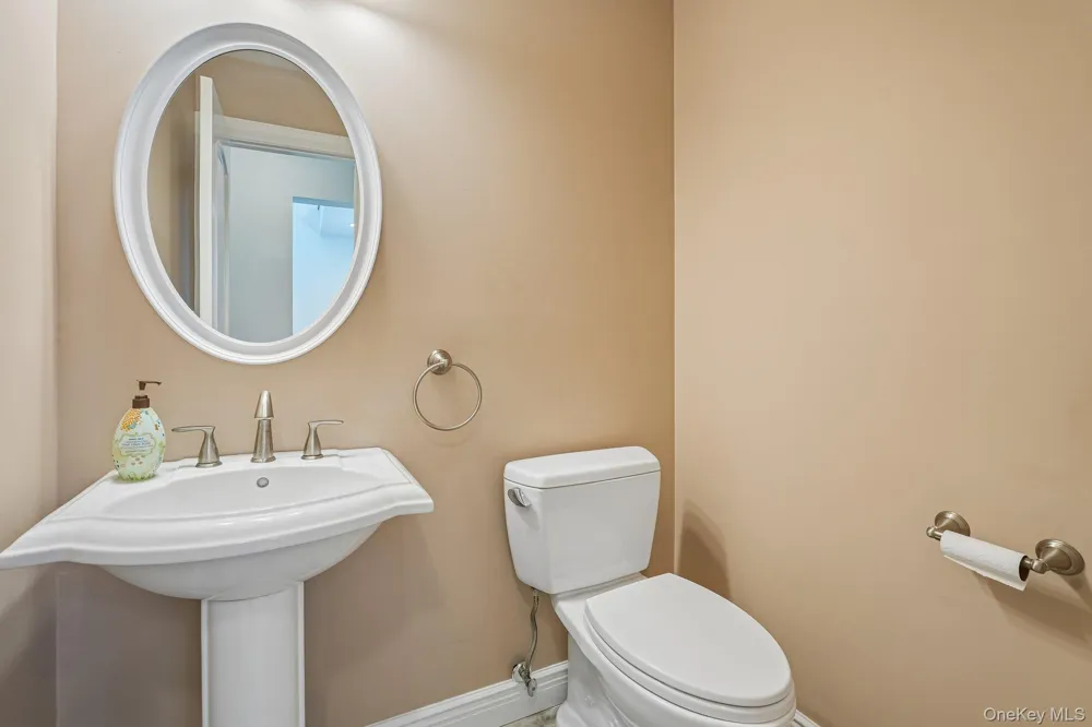 7 Ann Place Sloatsburg, NY 10974
