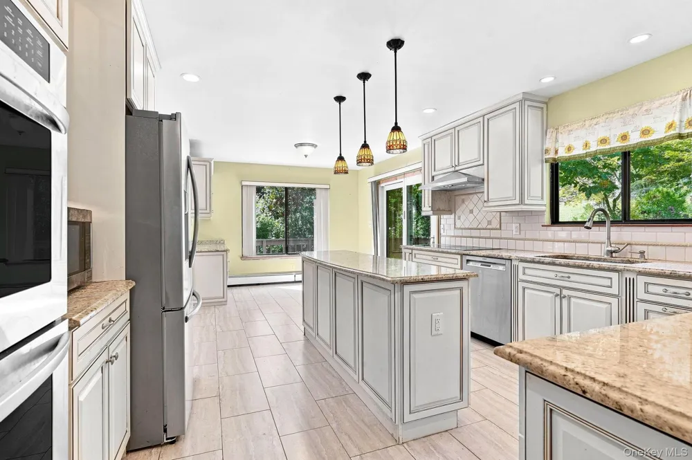 8 Cobbling Rock Drive Katonah, NY 10536