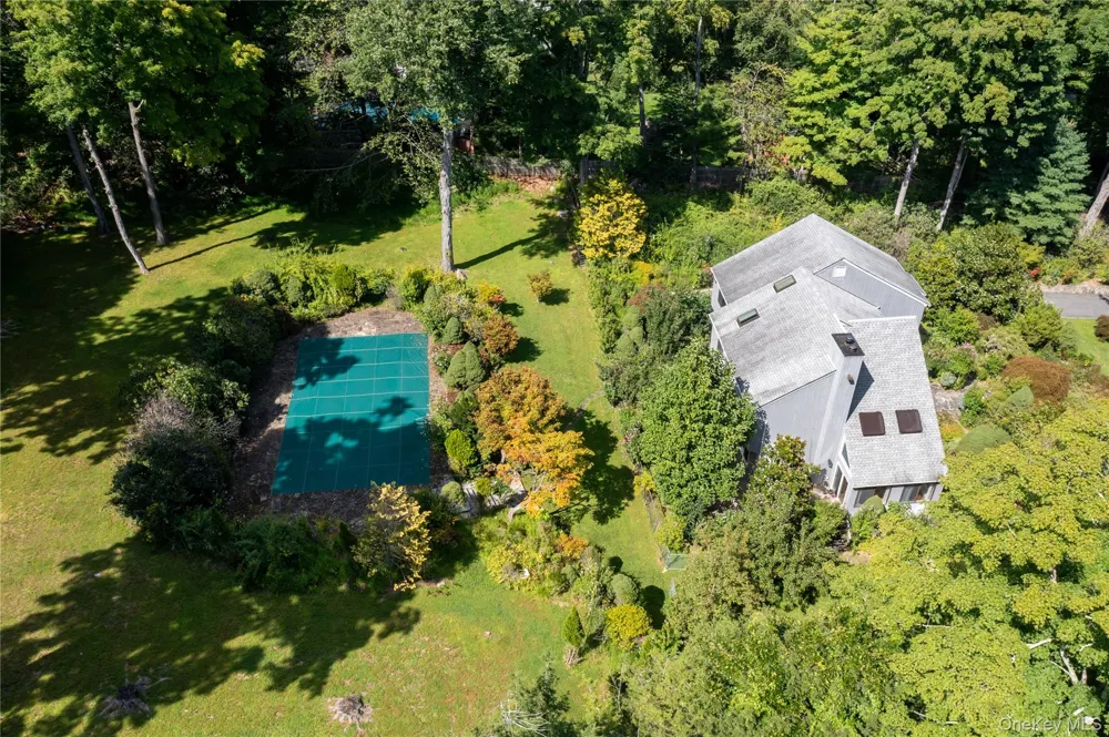 8 Cobbling Rock Drive Katonah, NY 10536