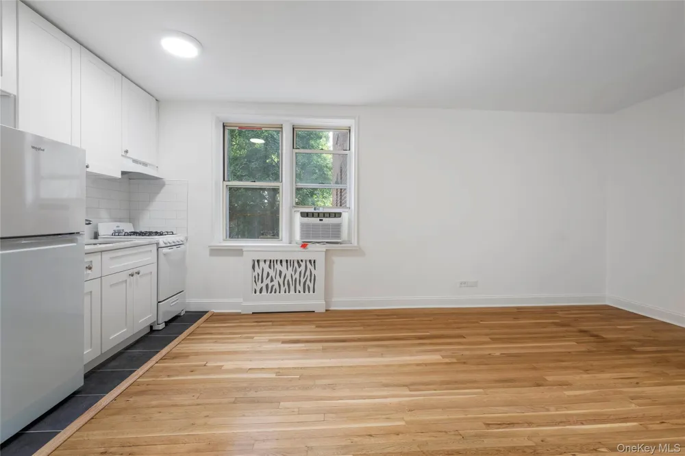 5645 Netherland Avenue #2F Bronx, NY 10471