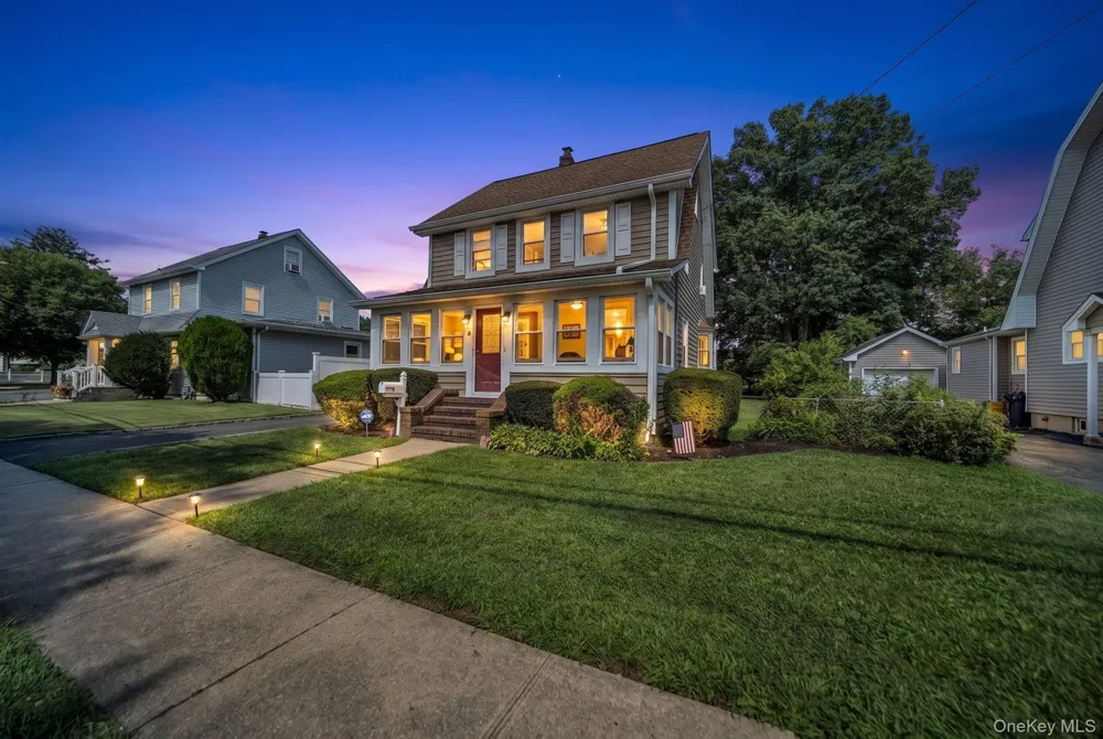 55 McKinley Avenue Hicksville, NY 11801