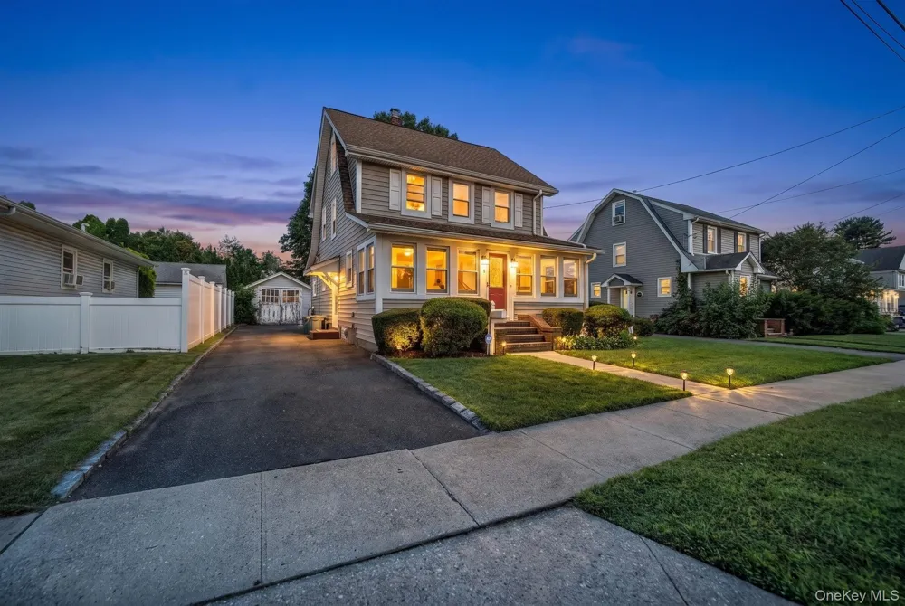 55 McKinley Avenue Hicksville, NY 11801