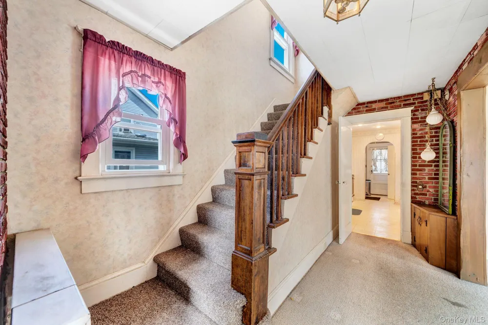 55 McKinley Avenue Hicksville, NY 11801