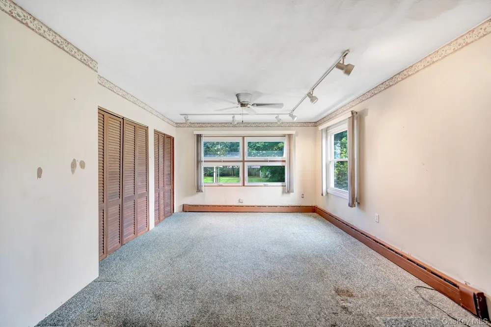 55 McKinley Avenue Hicksville, NY 11801
