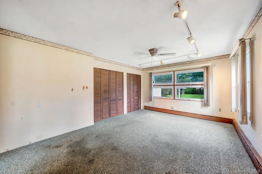 55 McKinley Avenue Hicksville, NY 11801