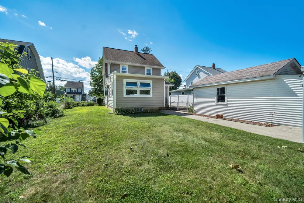 55 McKinley Avenue Hicksville, NY 11801