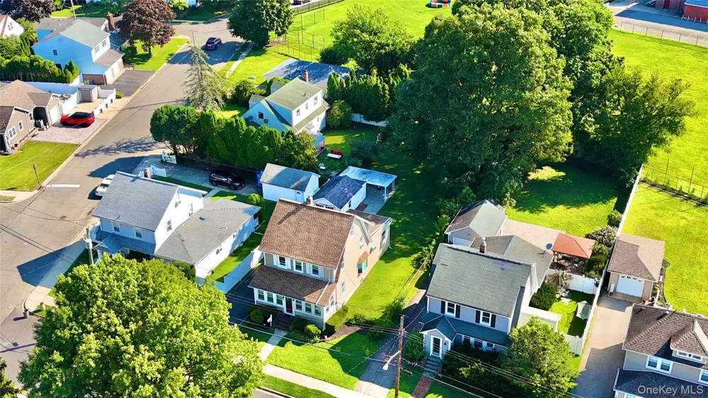 55 McKinley Avenue Hicksville, NY 11801