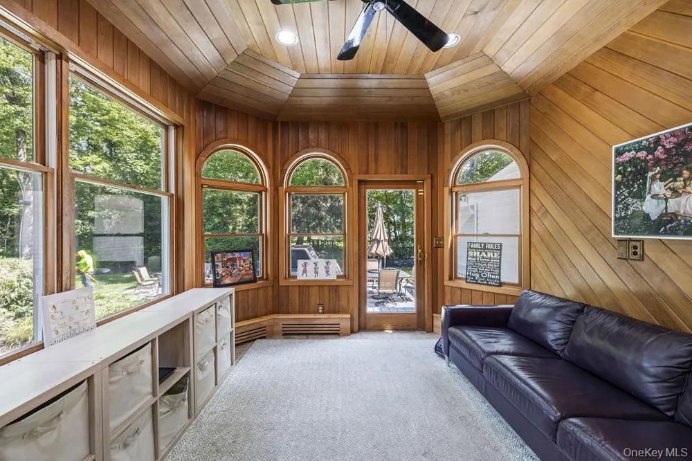 16 Marget Ann Lane Suffern, NY 10901