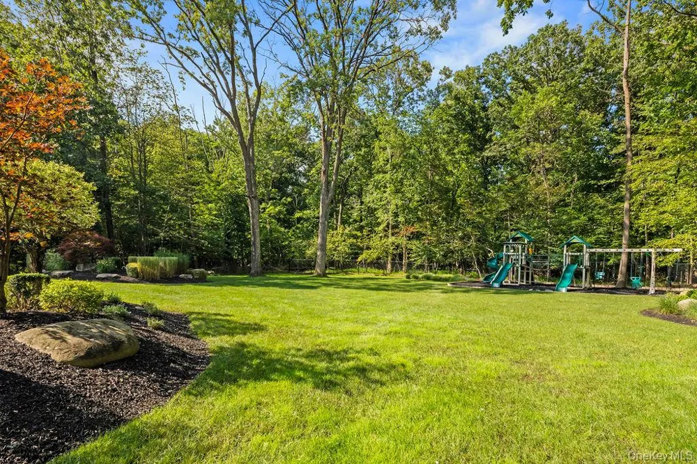 16 Marget Ann Lane Suffern, NY 10901