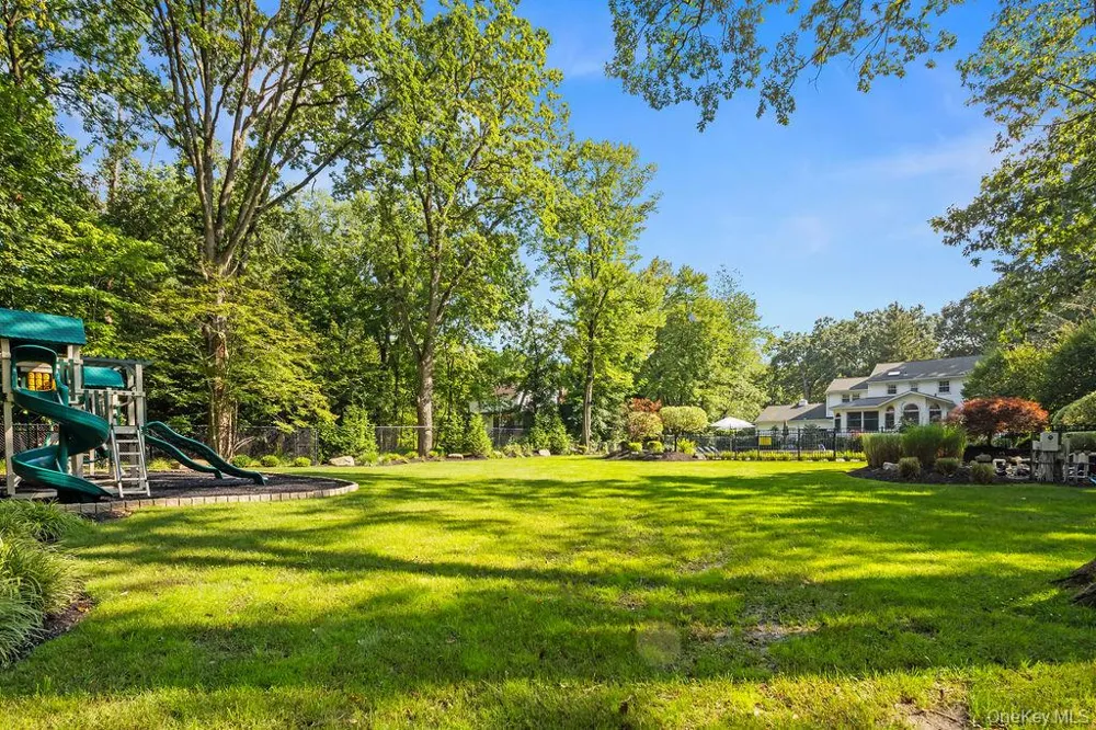 16 Marget Ann Lane Suffern, NY 10901