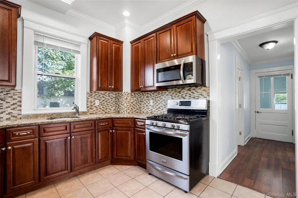 521 Jefferson Avenue #1 Mamaroneck, NY 10543