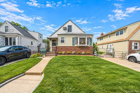 8118 260th Street