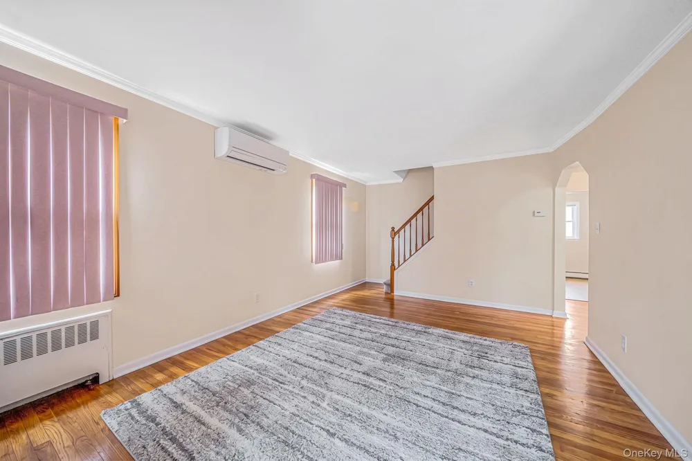8118 260th Street Floral Park, NY 11004