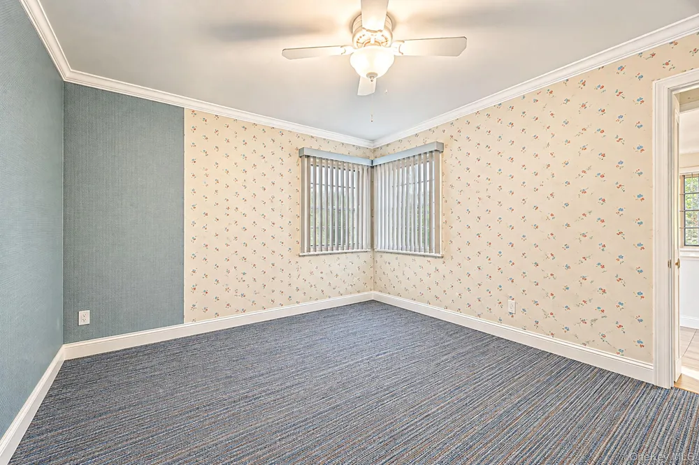 8118 260th Street Floral Park, NY 11004