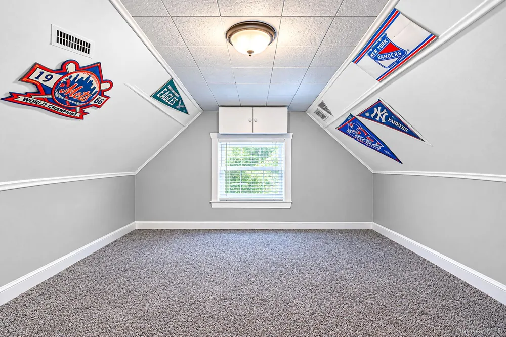 8118 260th Street Floral Park, NY 11004