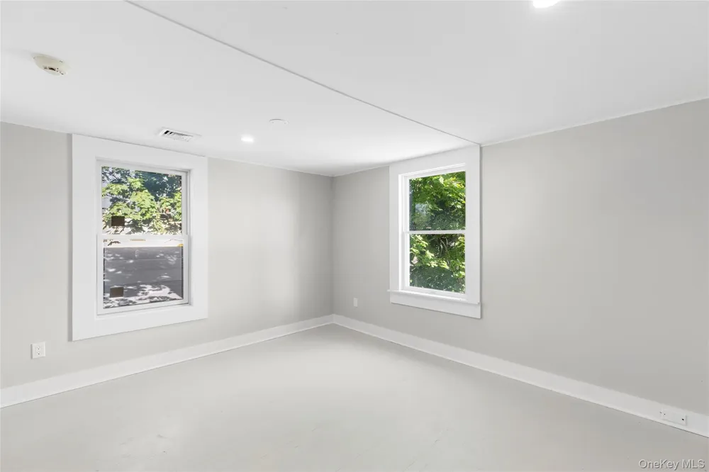 162 Mill Road #Unit 1 Westhampton Beach, NY 11978