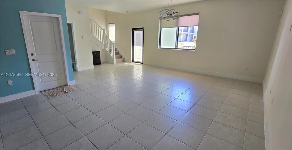 4242 NW 82nd Ave Doral, FL 33166