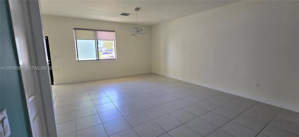 4242 NW 82nd Ave Doral, FL 33166