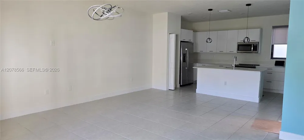 4242 NW 82nd Ave Doral, FL 33166