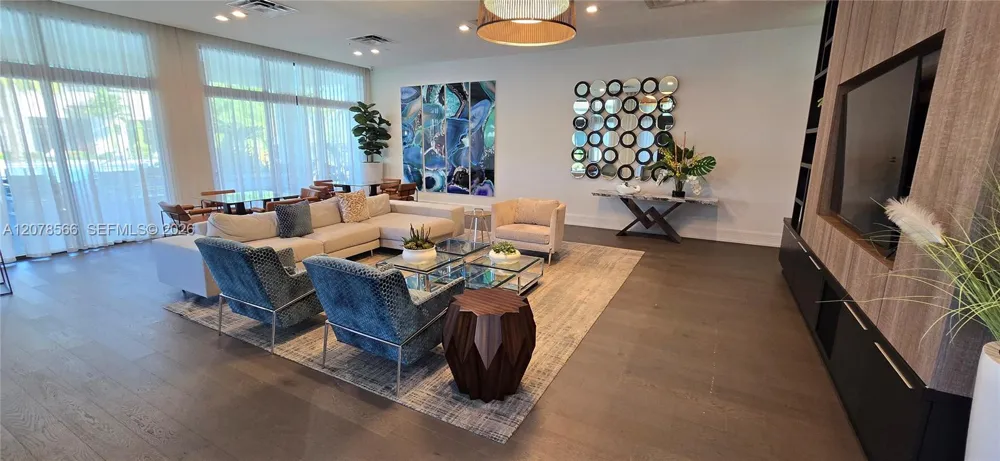 4242 NW 82nd Ave Doral, FL 33166
