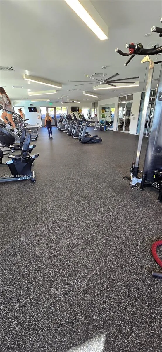 4242 NW 82nd Ave Doral, FL 33166